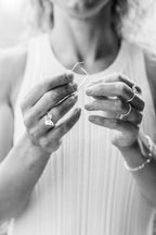 Icon hoops i 925 sterling silver från By K Design